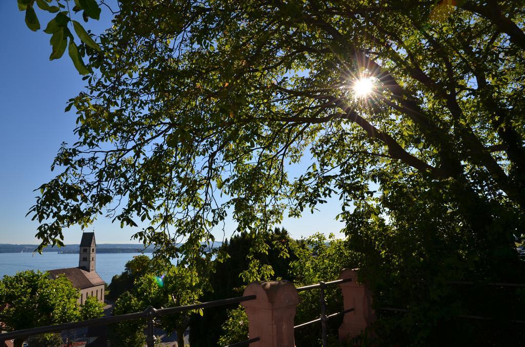 Seebrise Mit Musik Und Wein Meersburg Exterior foto